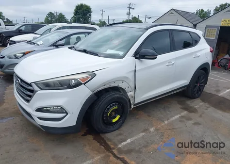 2017 Hyundai Tucson Night z USA, uszkodzony, nr VIN KM8J33A26HU535024